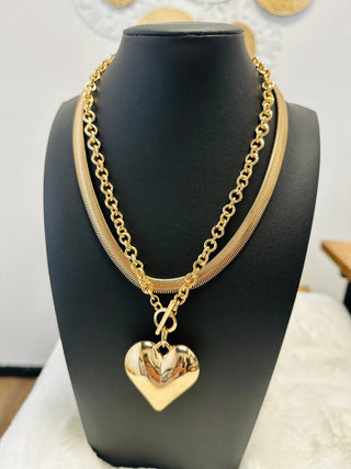 Ellorie Gold Heart Necklace-Necklaces-Carol Su-Motis & Co Boutique, Women's Fashion Boutique in Carthage, Missouri