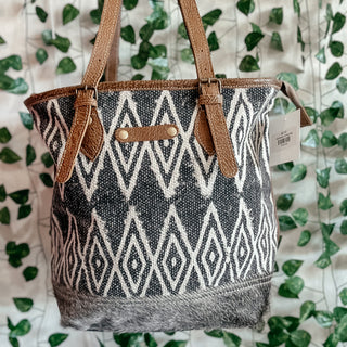 Sandweaver Bucket Myra Bag-Handbags-Myra-Motis & Co Boutique, Women's Fashion Boutique in Carthage, Missouri