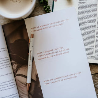 Daughters of Grace Bible Study-Devotionals-The Daily Grace Co-Motis & Co Boutique, Women's Fashion Boutique in Carthage, Missouri