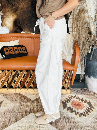 Bemjamin Baggy Ecru Jeans-Jeans-blu pepper-Motis & Co Boutique, Women's Fashion Boutique in Carthage, Missouri