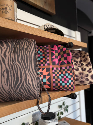 That Traveler Travel Bag-Handbags-2 Fly-Motis & Co Boutique, Women's Fashion Boutique in Carthage, Missouri