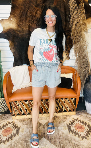 Strawberry Farmers Market Graphic Tee-Graphic Tees-MOTIS-Motis & Co Boutique, Women's Fashion Boutique in Carthage, Missouri
