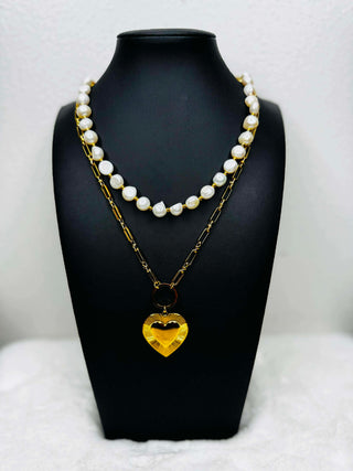 Katie Gold Heart Pendant Necklace-Necklaces-ChanSutt-Motis & Co Boutique, Women's Fashion Boutique in Carthage, Missouri
