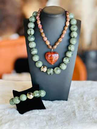 Savannah Chunky Green Beaded Bracelet-Bracelets-What's Hot-Motis & Co Boutique, Women's Fashion Boutique in Carthage, Missouri