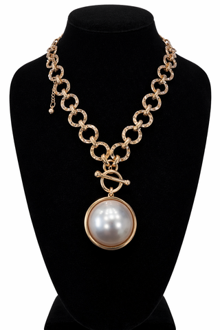 Orlando Oversized Pearl & Gold Link Toggle Necklace-Necklaces-Carol Su-Motis & Co Boutique, Women's Fashion Boutique in Carthage, Missouri