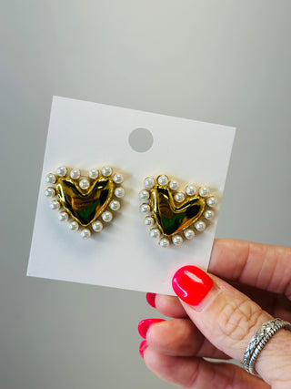 Chan Gold Pearl Heart Earrings-Earrings-ChanSutt-Motis & Co Boutique, Women's Fashion Boutique in Carthage, Missouri