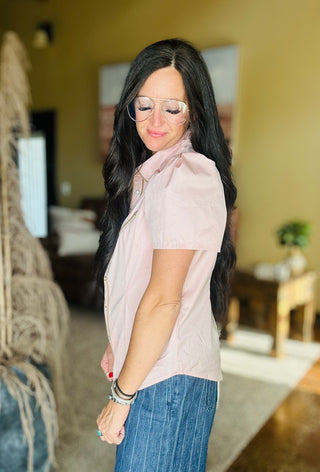 Pattie Arrow Pearl Snap Blouse