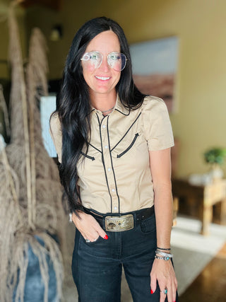 Pattie Arrow Pearl Snap Blouse