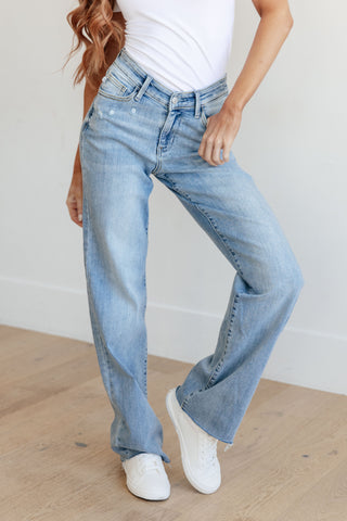 Mildred High Rise V Front Waistband Straight Jeans-Jeans-Ave-Motis & Co Boutique, Women's Fashion Boutique in Carthage, Missouri