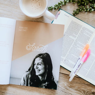 Daughters of Grace Bible Study-Devotionals-The Daily Grace Co-Motis & Co Boutique, Women's Fashion Boutique in Carthage, Missouri